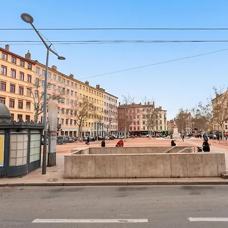 Moderne Au Coeur De Lyon, 25 M², Acces Prive Lyon